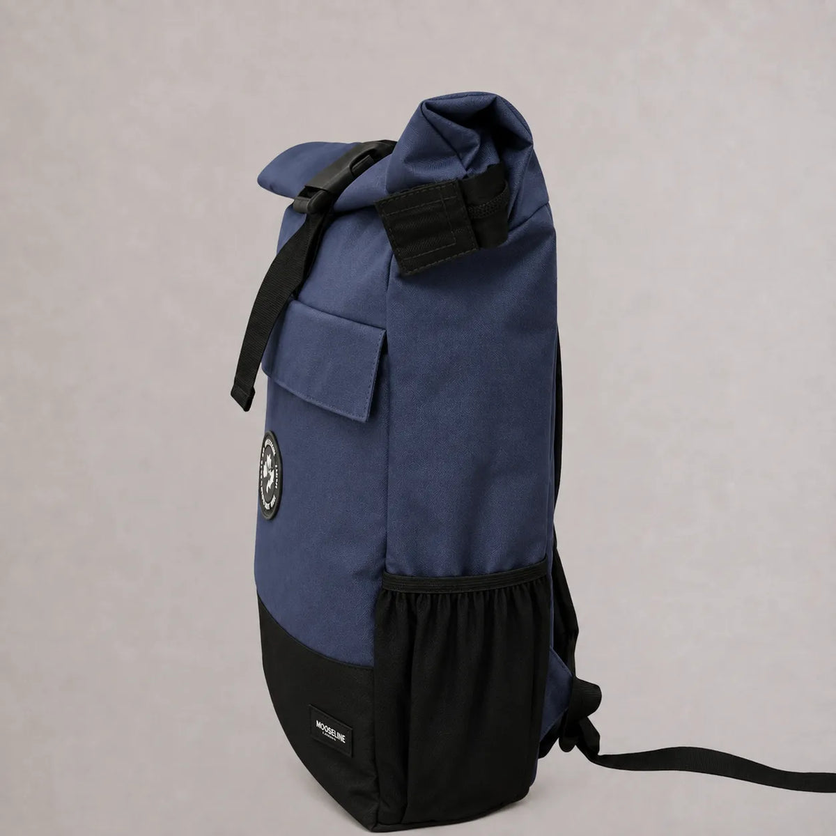 MooseLine Canada Premium Backpack – Navy & Black